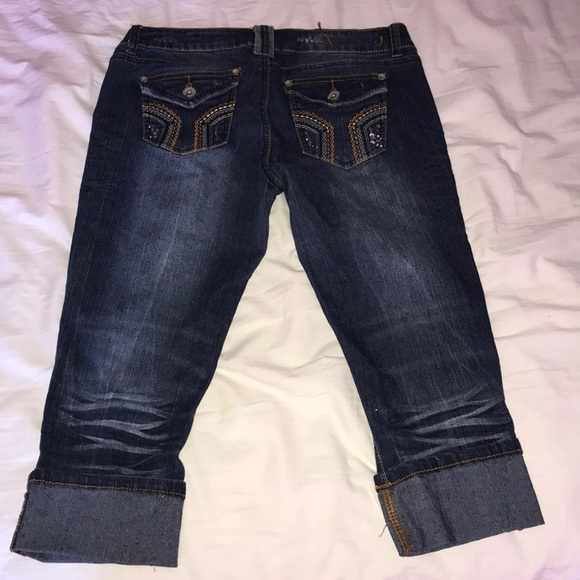 Jean capris - Picture 2 of 2